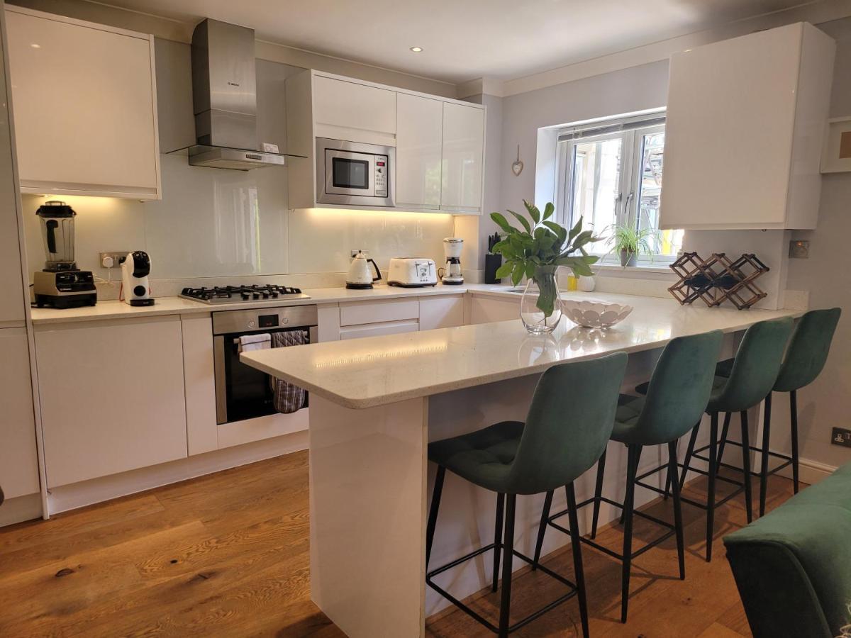 Three Bedroom Apartment By Beautiful Park Londres Exterior foto