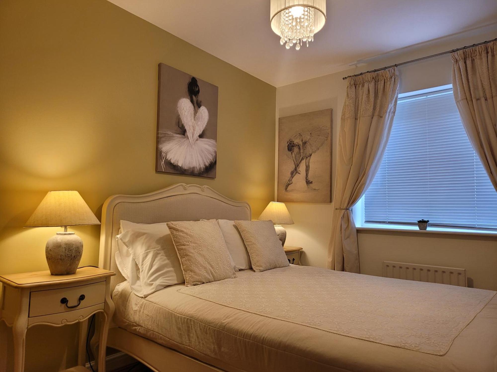 Three Bedroom Apartment By Beautiful Park Londres Exterior foto